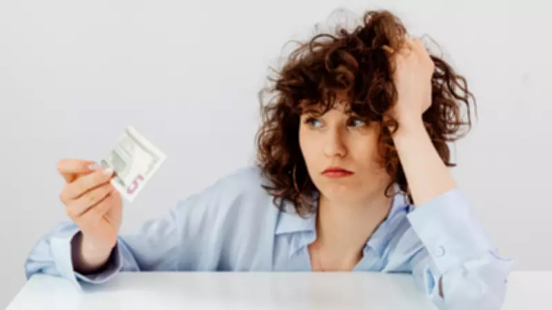 5 Financial Traps Women in Their 20s and 30s Often Fall Into