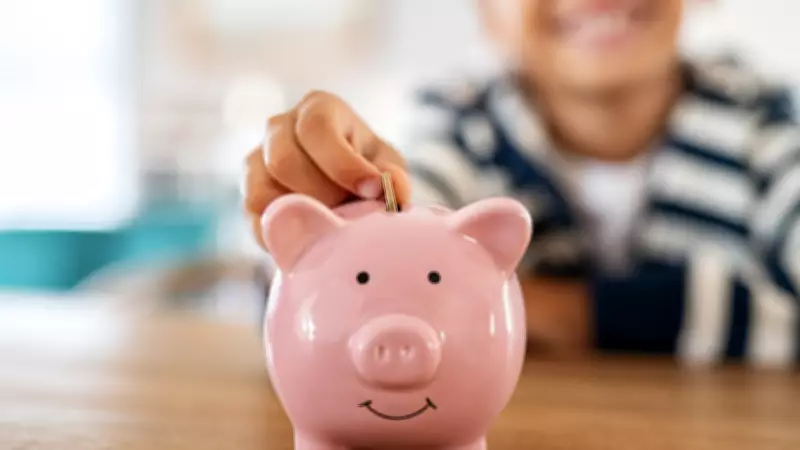 5 Money Habits Parents Should Teach Kids from a Young Age