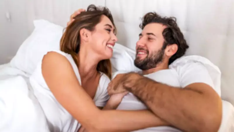 5 Secret Ingredients to a Strong Romantic Relationship Revealed by Therapist