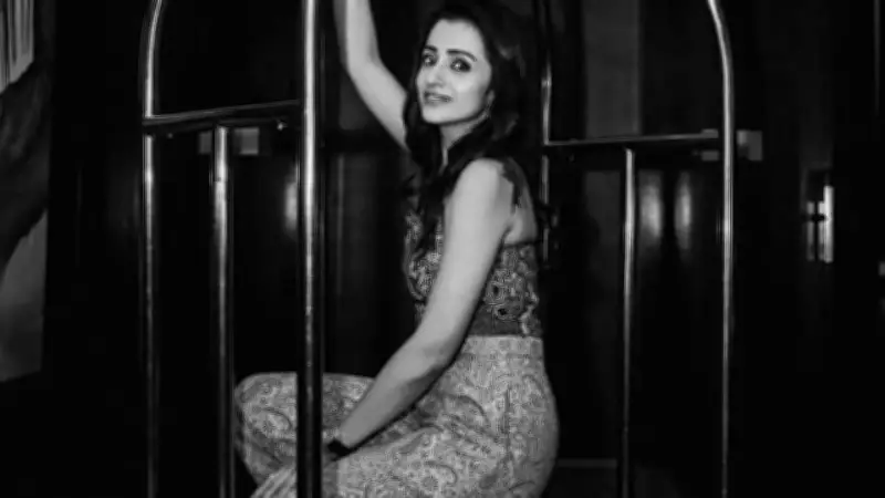 5 Style Lessons from Trisha Krishnan: Effortless Fashion Tips