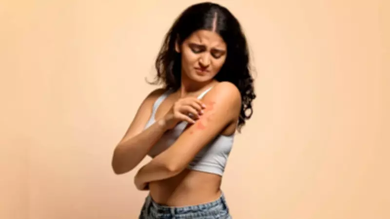 5 Summer Fabrics That Can Irritate Your Skin and How to Choose Wisely