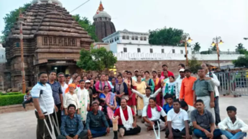50+ Persons with Disabilities Enter Puri Jagannath Temple Together