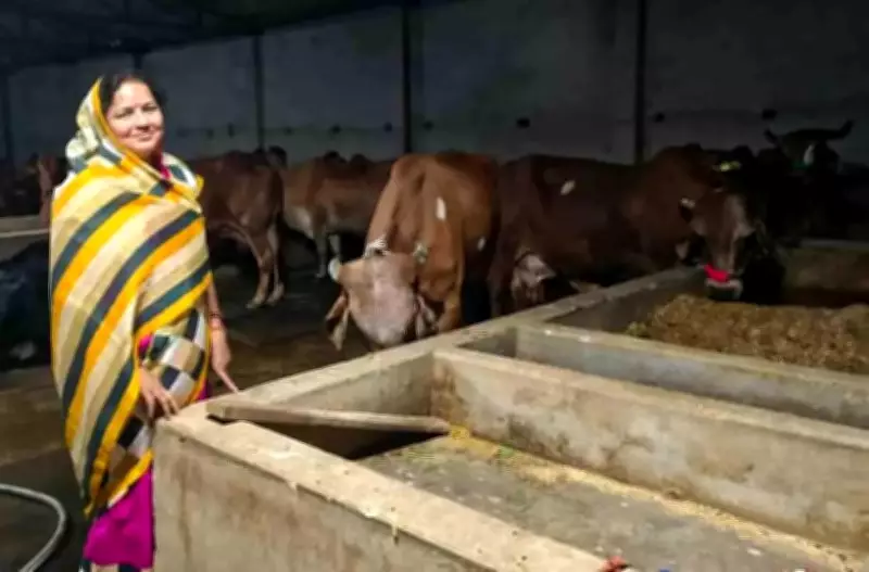 60-year-old woman earns Rs 1.25 lakh monthly from dairy farming in UP