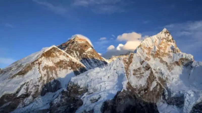 A Snarl-Up at the Summit: The Wounds of Sagarmatha