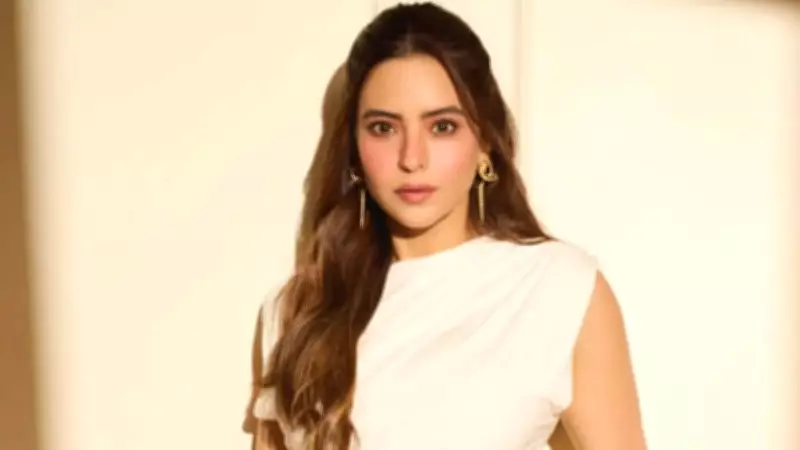 Aamna Sharif Gets Emotional Recalling Losing Father at 10 and Mother Bedridden for 30 Years