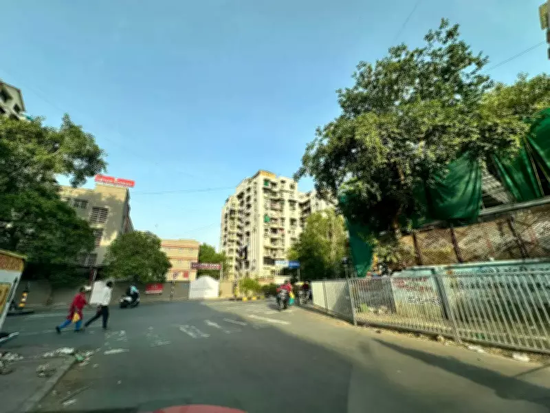 Ahmedabad Civic Body Installs Safety Railings on 90 Stretches