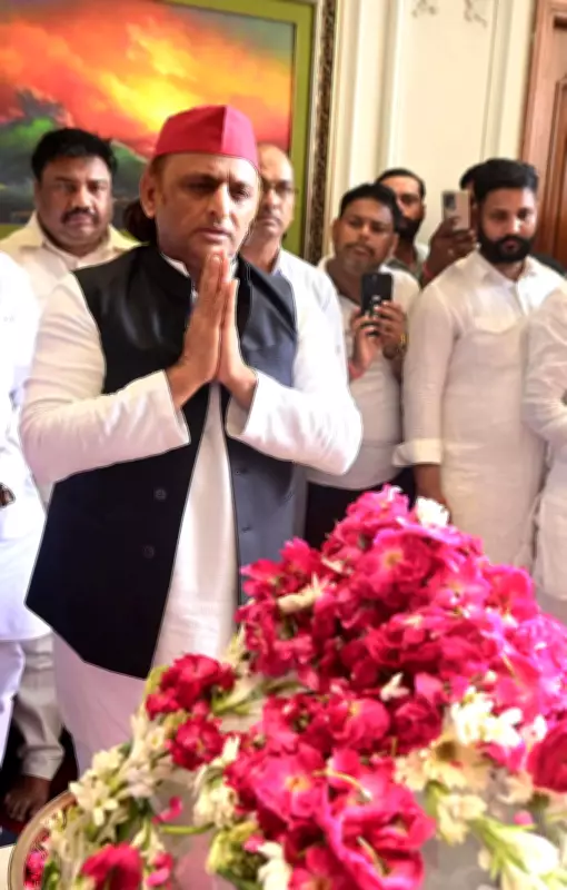 Akhilesh Yadav Mourns Brother Prateek's Death, Calls Him Hardworking and Health-Conscious