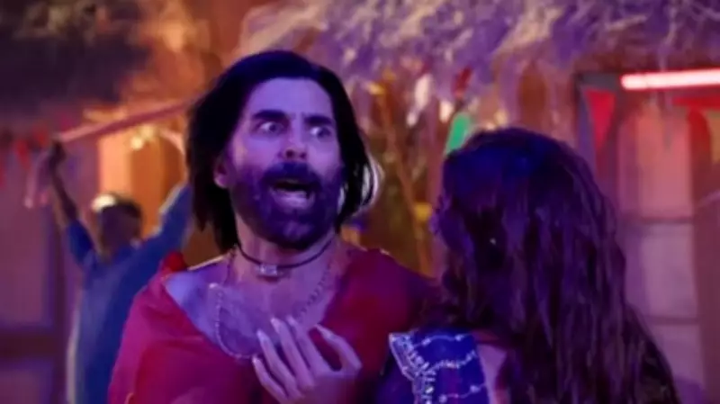 Akshay Kumar's Bhojpuri Avatar in 'Ghis Ghis Ghis' Song Drives Fans Wild