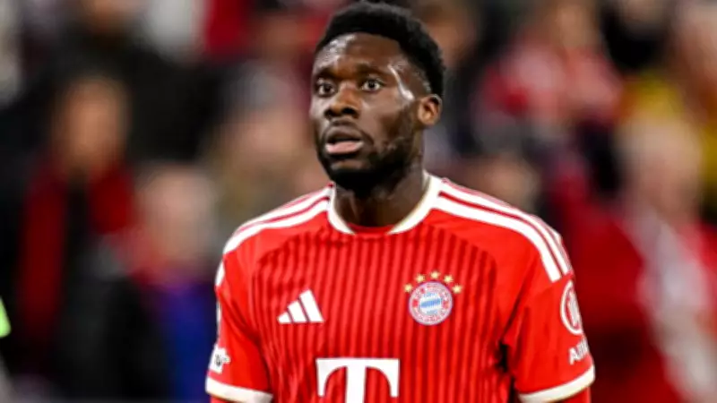 Alphonso Davies Doubtful for World Cup After Hamstring Injury