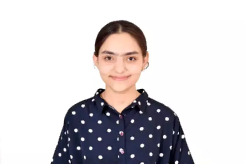 Amravati Student Yashashri Raja Scores 97.33% in HSC, Aims for AI Engineering