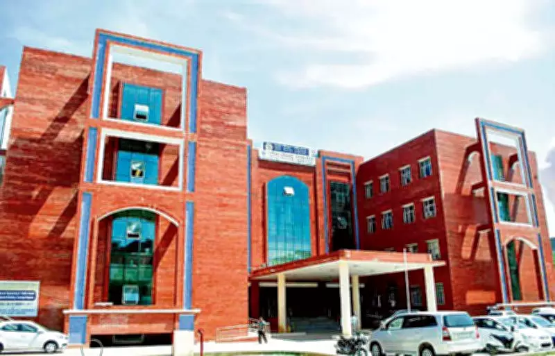 Amritsar Mayor Reviews Traffic Around Historic Gurdwara Shaheedan Sahib