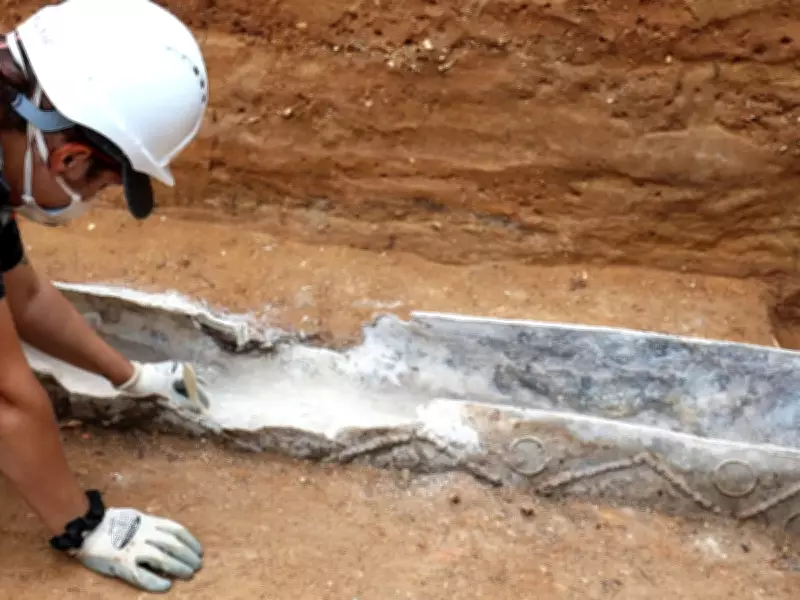 Ancient Roman Elite Burial With Frankincense Found in Colchester