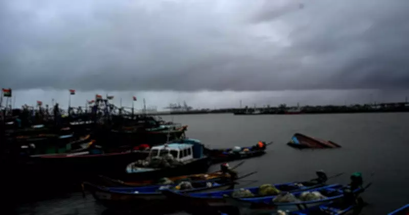 Andhra to Buy High-Speed Boats to Stop Tamil Nadu Fishermen Intrusion