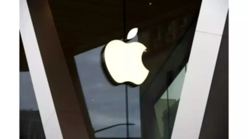 Apple Nears Landmark Chip Deal with Intel to Diversify Supply Chain