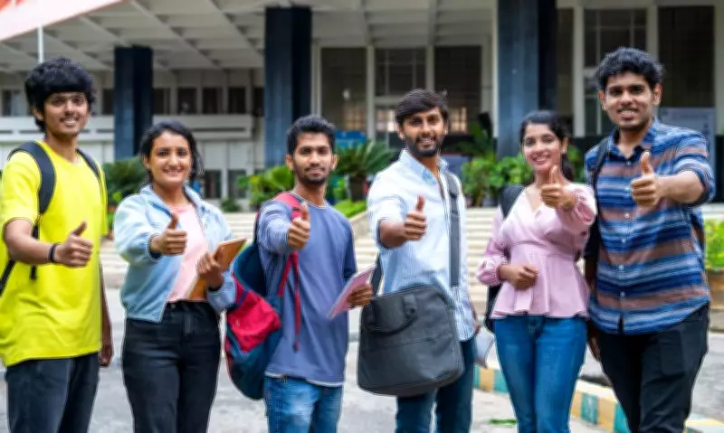Balancing Campus Glamour and Classroom Wisdom in Higher Education