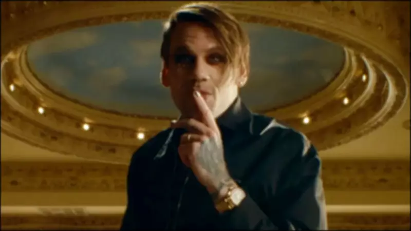 Beartooth Frontman Caleb Shomo Comes Out as Gay in Emotional Post