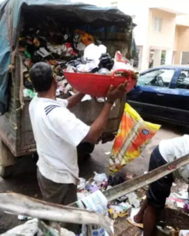 Bengaluru Apartments Struggle with New Garbage Collection Norms Due to Confusion and Pricing
