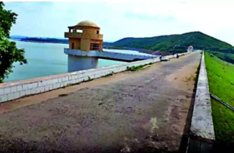 Bihar CM Directs Lifting Ganga Water for Irrigation in Three Districts