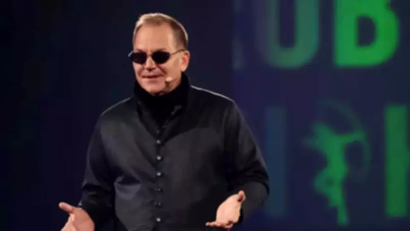 Billionaire Paul Tudor Jones Warns US Falling Behind in AI Regulation