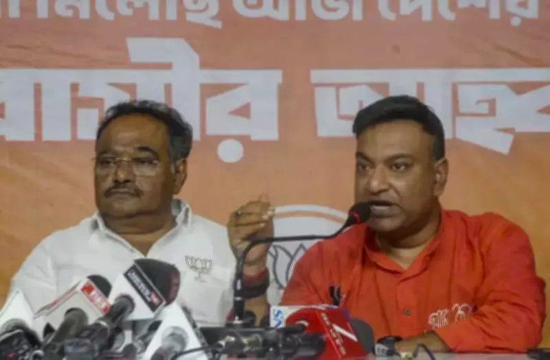 BJP Expels Vandalizing Workers, Halts New Inductions in Kolkata