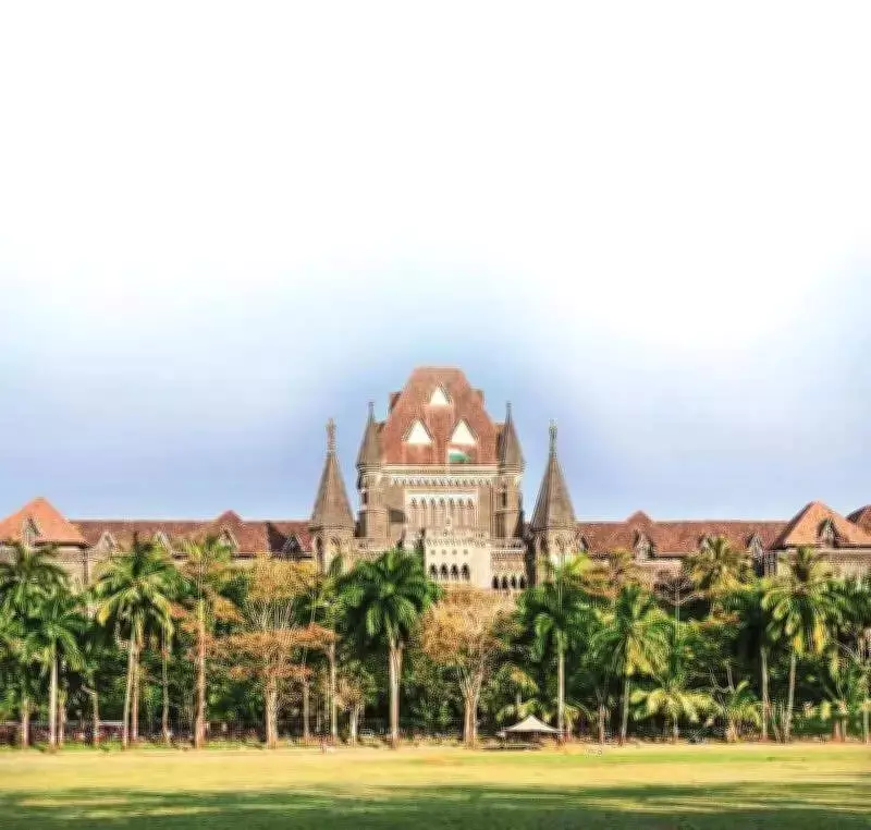 Bombay HC Directs BMC to Issue QR Code ID Cards for 99,000 Hawkers in 5 Weeks