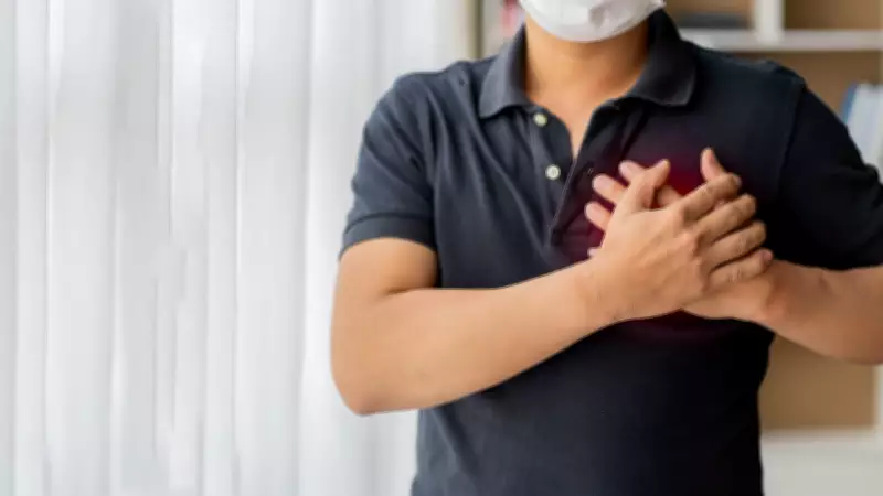 Breathless on Stairs? Harvard Doctors Warn It Could Be Early Heart Disease Sign