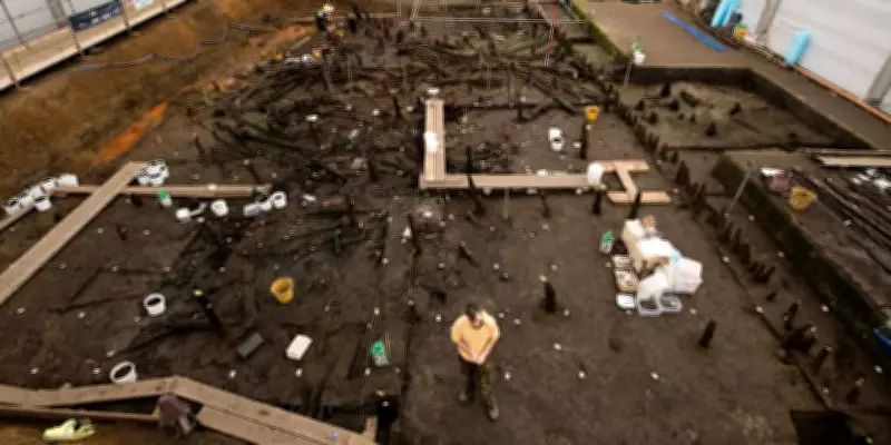 Britain's Prehistoric Pompeii: Must Farm Site Reveals Bronze Age Life