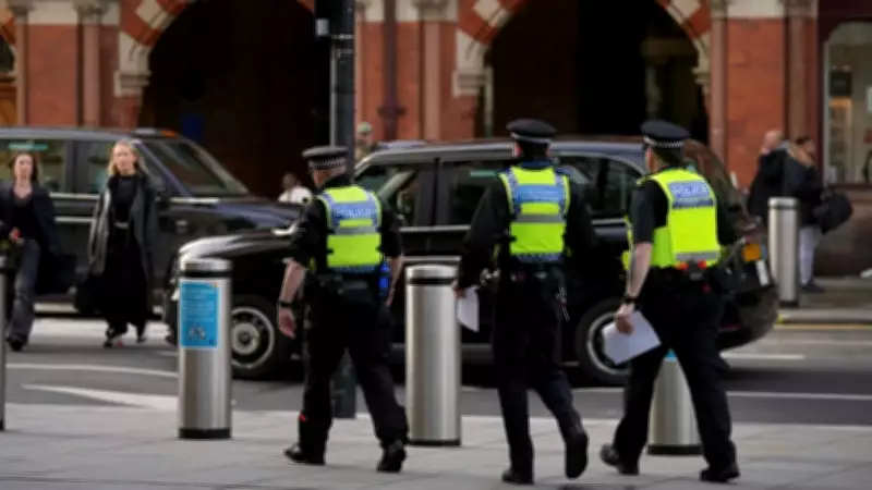 Car Rams Pedestrians in Nottinghamshire, Driver at Large, Five Injured