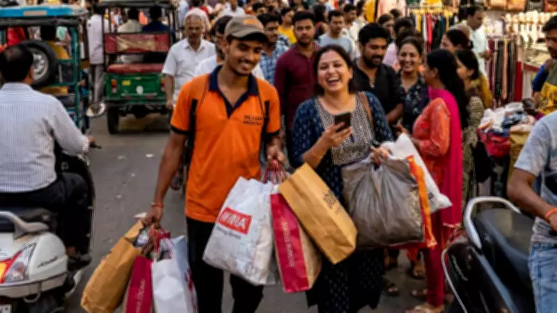 Carrymen Service Goes Viral: Lajpat Nagar Shopping Assistants Carry Bags