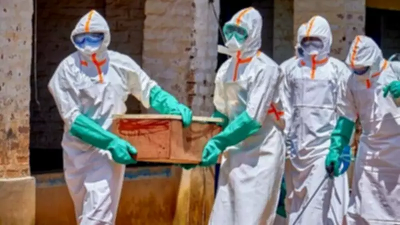 Caught Flat-Footed, a City Races to Catch Up with Ebola Outbreak