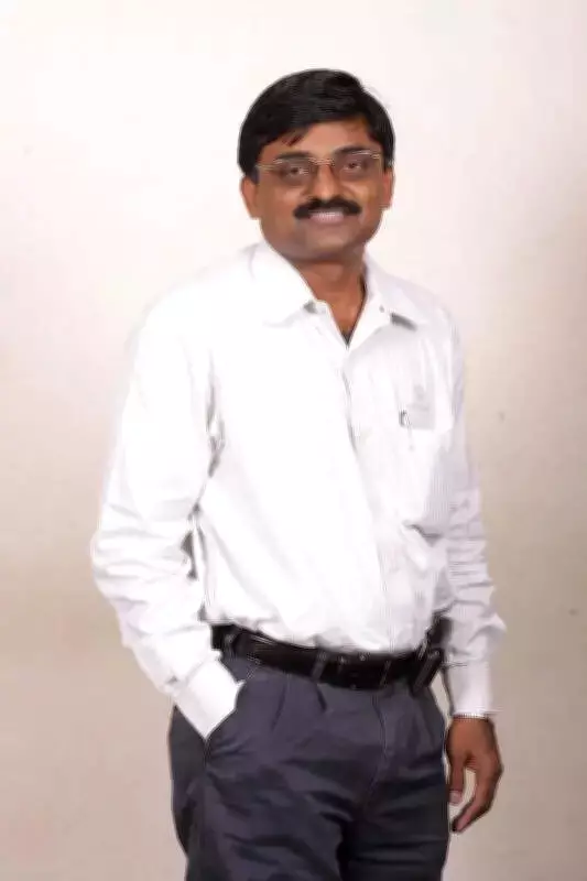 Chola Aims to Double AUM to Rs 4.8 Lakh Crore in 3-5 Years