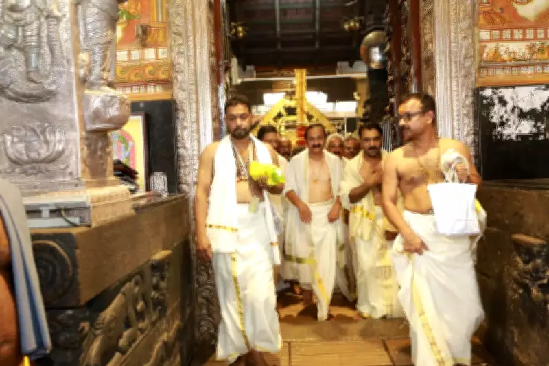 CM Satheesan Offers Prayers at Guruvayur Temple, First in 30 Years