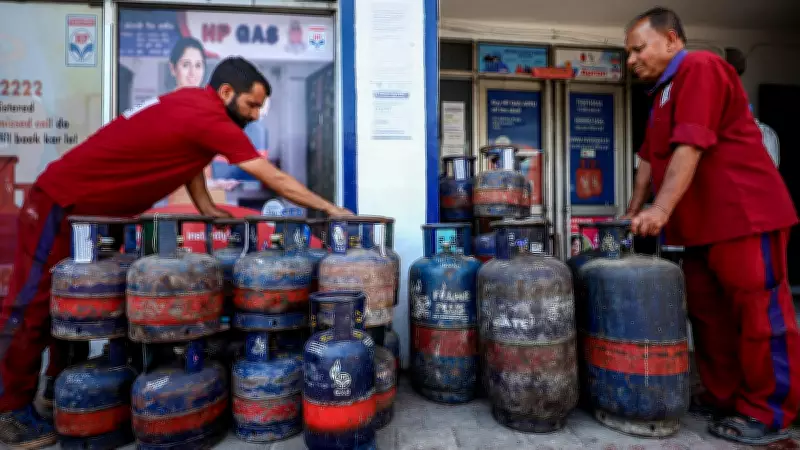 Commercial Mini LPG Prices Hiked by Rs 993 and Rs 261