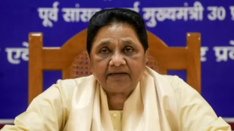 Congress leaders denied entry at Mayawati's residence, party embarrassed