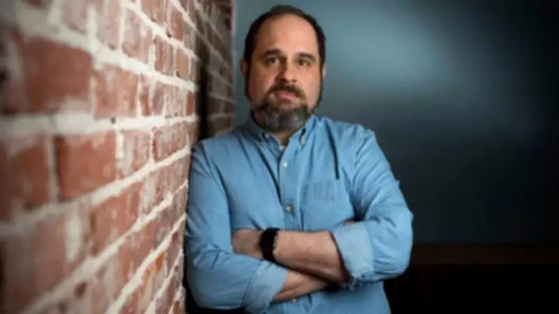 Craig Mazin Says Comedy Hardest Genre, Critics Don't Give Due Credit