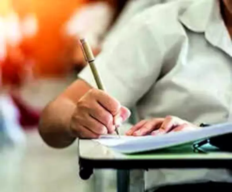Delhi Govt School Students Face English-Medium Shutdown in Class XI
