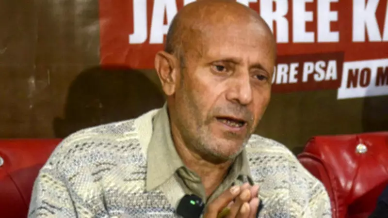 Delhi HC Grants Interim Bail to Engineer Rashid for Father's Funeral