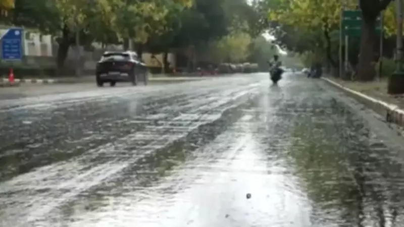 Delhi NCR Weather: Light Rains, Hailstorms Likely, IMD Issues Orange Alert