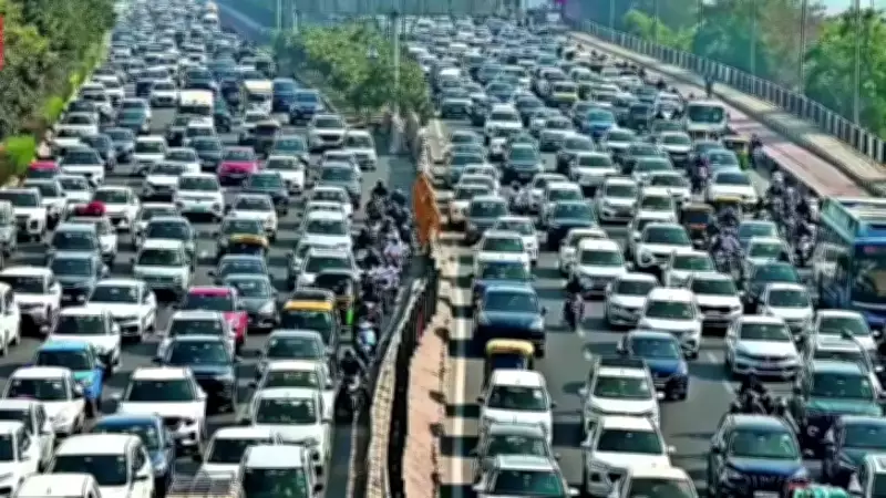 Delhi Traffic Advisory: Azad Market Underpass Closed for Repairs May 30-June 10