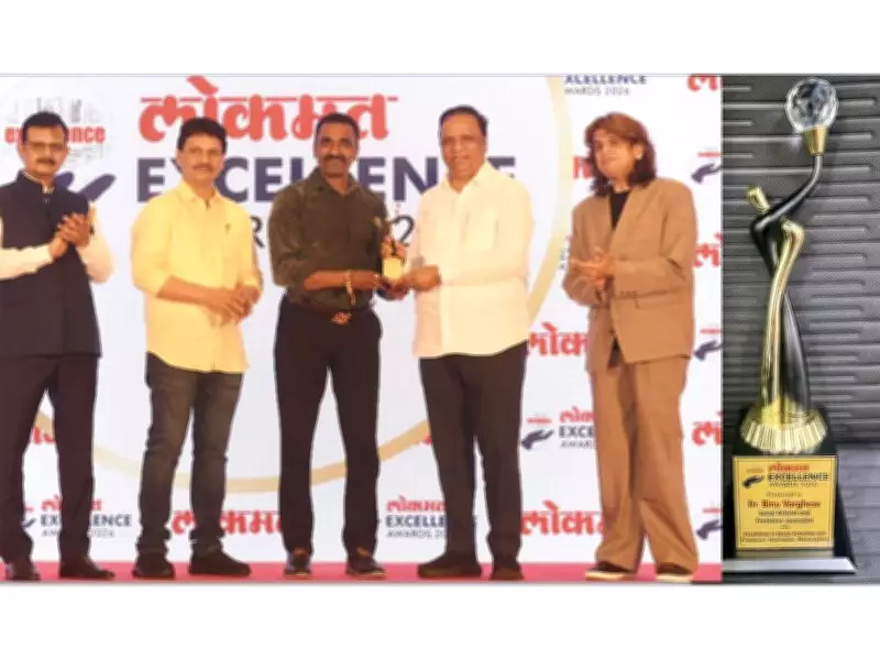 Dr Binu Varghese Honored with Lokmat Excellence Award for Social Service and Journalism