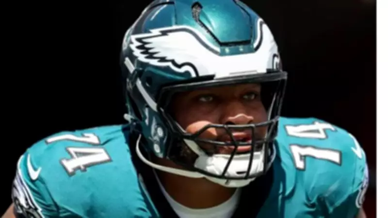 Eagles' Fred Johnson's Ex-Girlfriend Claims She Was 8 Months Pregnant at Breakup