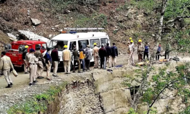 Eight killed as taxi plunges into gorge in Himachal's Chamba district