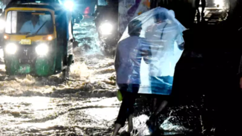 Evening Showers Disrupt Traffic Across Bengaluru