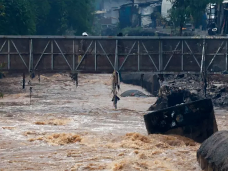 Flash Floods Kill at Least 10 in Kenya Amid Heavy Downpour