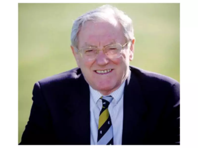 Former England Test Captain Mike Smith Dies at 92, Warwickshire Legend