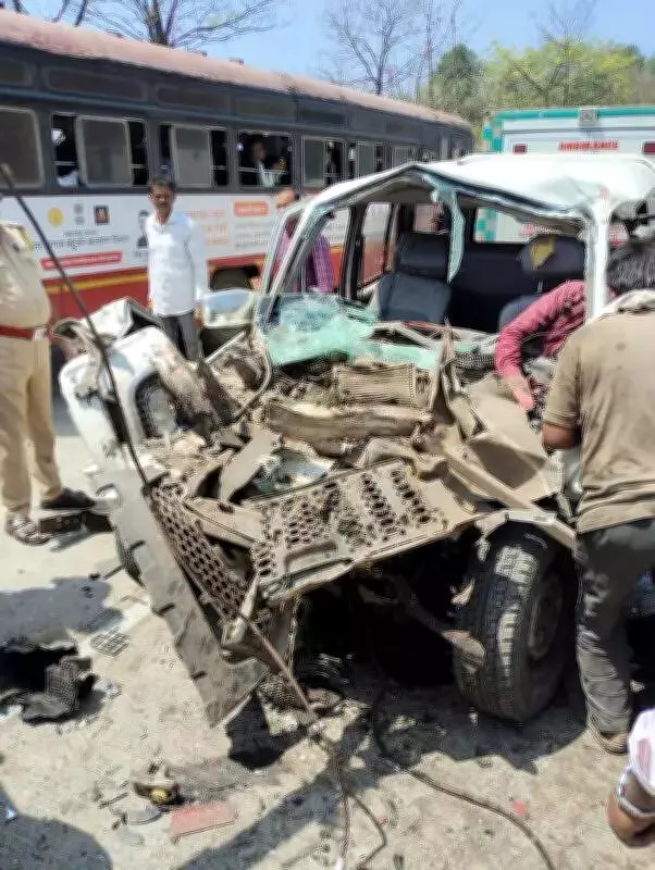 Four Killed, Four Injured in ST Bus-Scorpio Collision on NH 61 in Thane