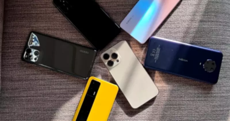 Global Chip Shortage Reshapes Smartphone Market: Premium Surge, Budget Collapse