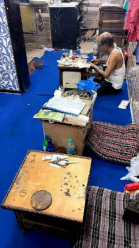 Gold Duty Hike Hits Artisans, Business Down by 80%