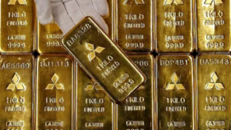 Gold Futures Drop to Rs 1520 on Weak Global Cues