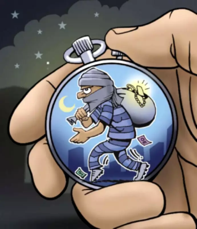 Gold, Silver Locker Stolen from Jewellery Shop in Haveri